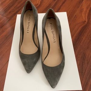 Via Spiga grey suede heels (size 5)
